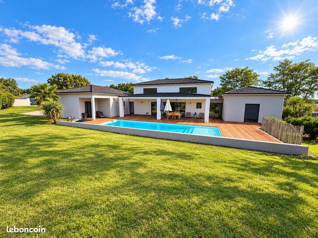 Maison 5 pièces 185 m² · à Casteljaloux · 185 m² · 505 000 €