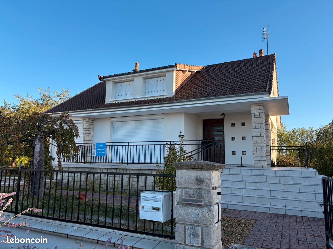 Maison 6 pièces 108 m² · à Loir en Vallée · 108 m² · 135 000 €