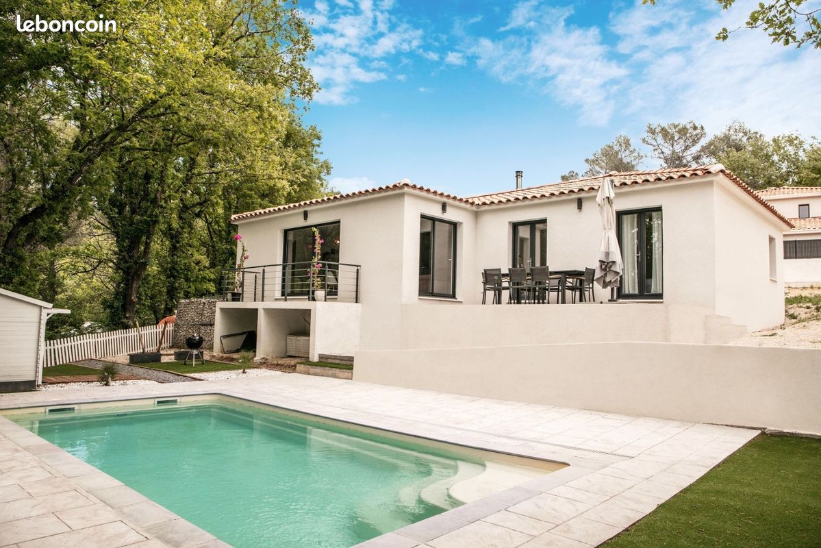 Maison 4 pièces 90 m² · à Entraigues-sur-la-Sorgue · 90 m² · 356 970 €