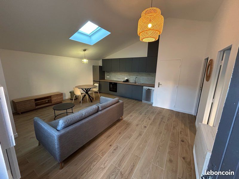 Maison 3 pièces 54 m² · à Bègles · 54 m² · 1 000 €/mois