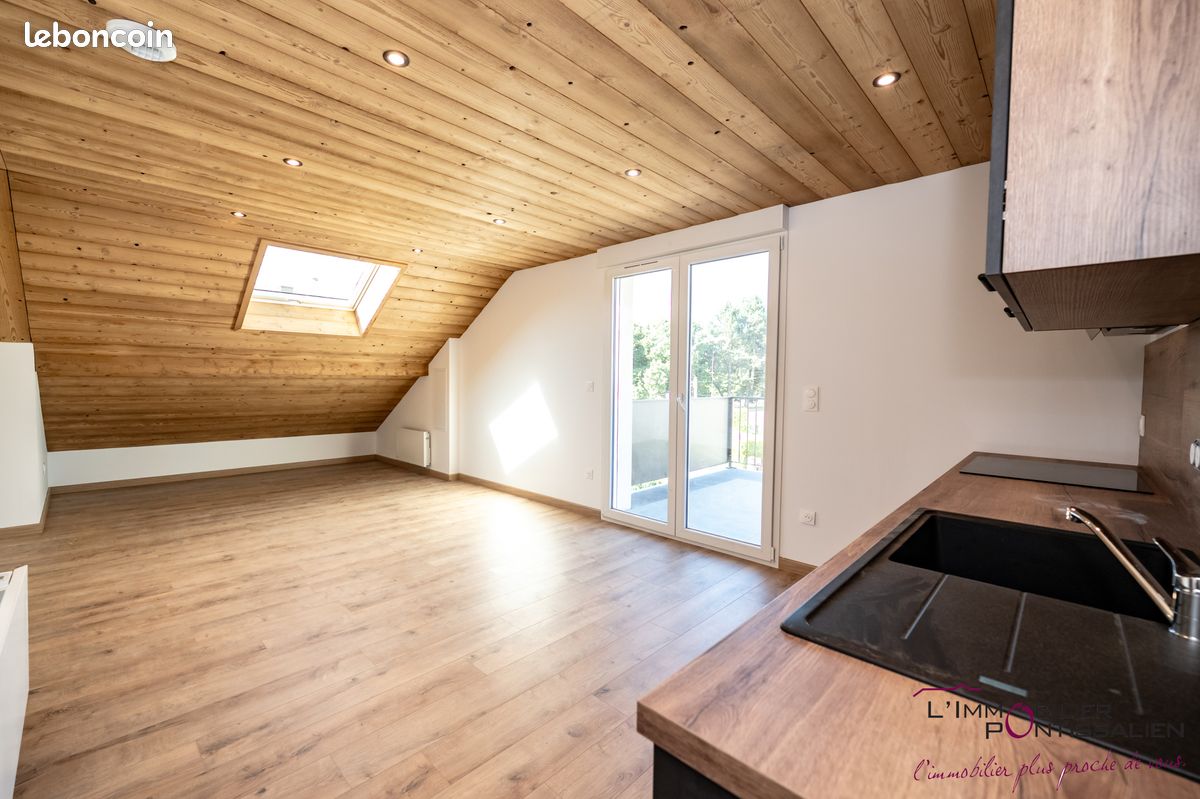 Appartement 3 pièces 72 m² · à Pontarlier · 72 m² · 245 000 €