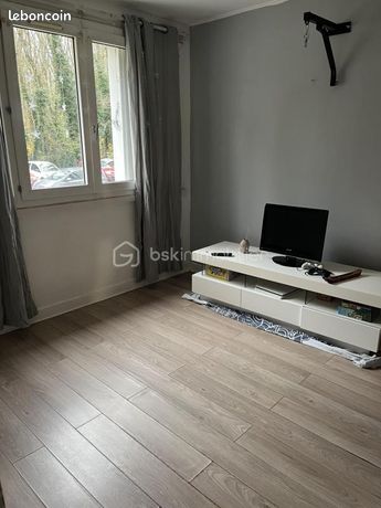 https://img.leboncoin.fr/api/v1/lbcpb1/images/a3/90/28/a39028e02a2e7d784a7b502a4aac4edae74859e5.jpg?rule=ad-image