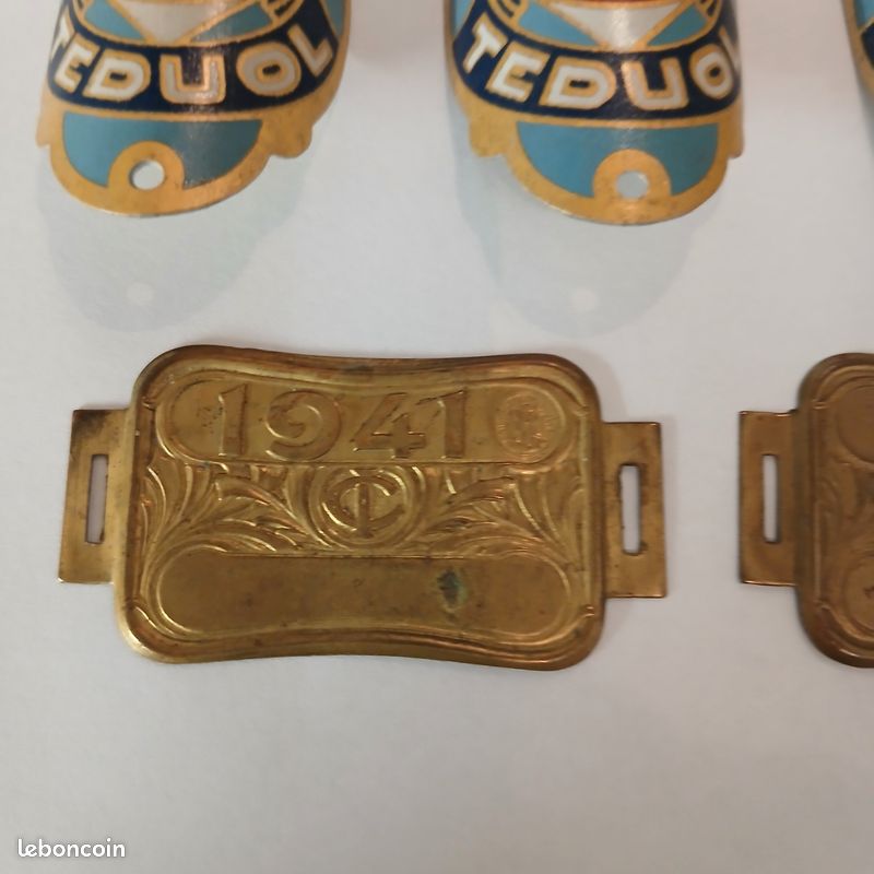 LOT DE 30 plaques de vélo anciennes en laiton EUR 300,00 - PicClick FR LOT DE 30 plaques de vélo anciennes en laiton EUR 300,00 - PicClick FR