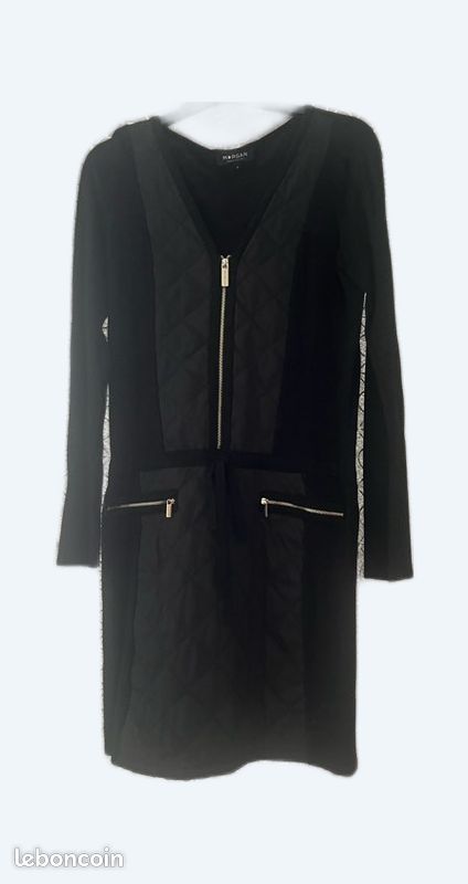 Robe (image 1)