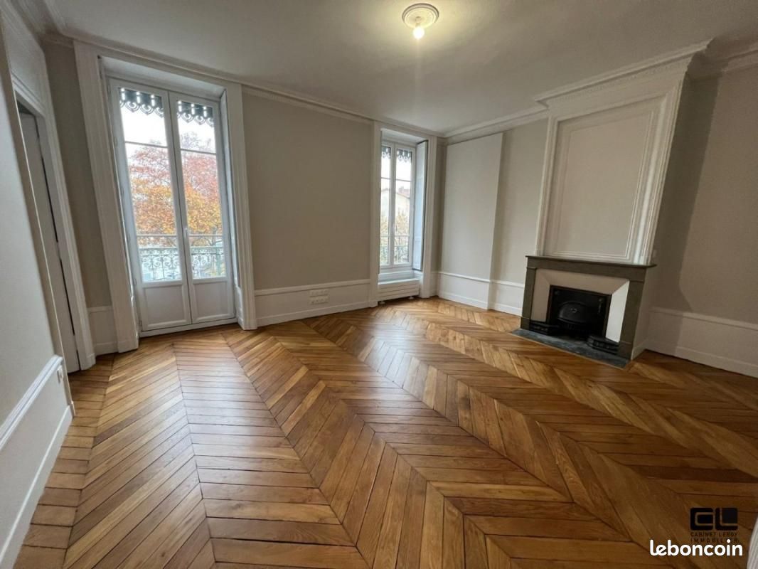Appartement 3 pièces 75 m² · à Lyon · 75 m² · 1 313 €