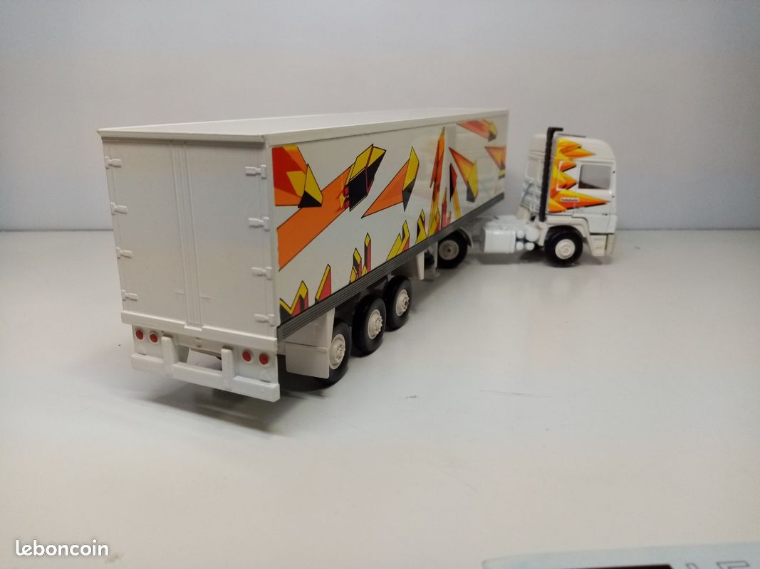 Eligor 1/43 – MAN TGX + Semi-fourgon Lamberet – Gris – Sans Boîte – Neuf