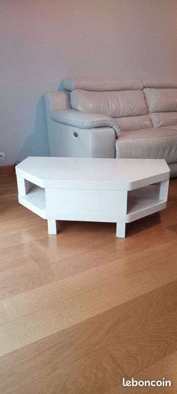 Table d'angle ikea (image 1)