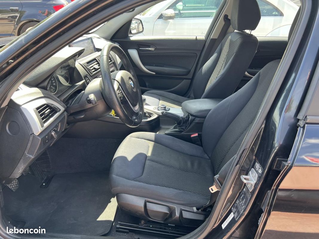 BMW SERIE 1 116d BERLINE F20 Lounge 2.0L 115CV (image 12)