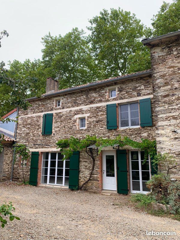 Maison 5 pièces 130 m² · à Valence-d'Albigeois · 130 m² · 910 €