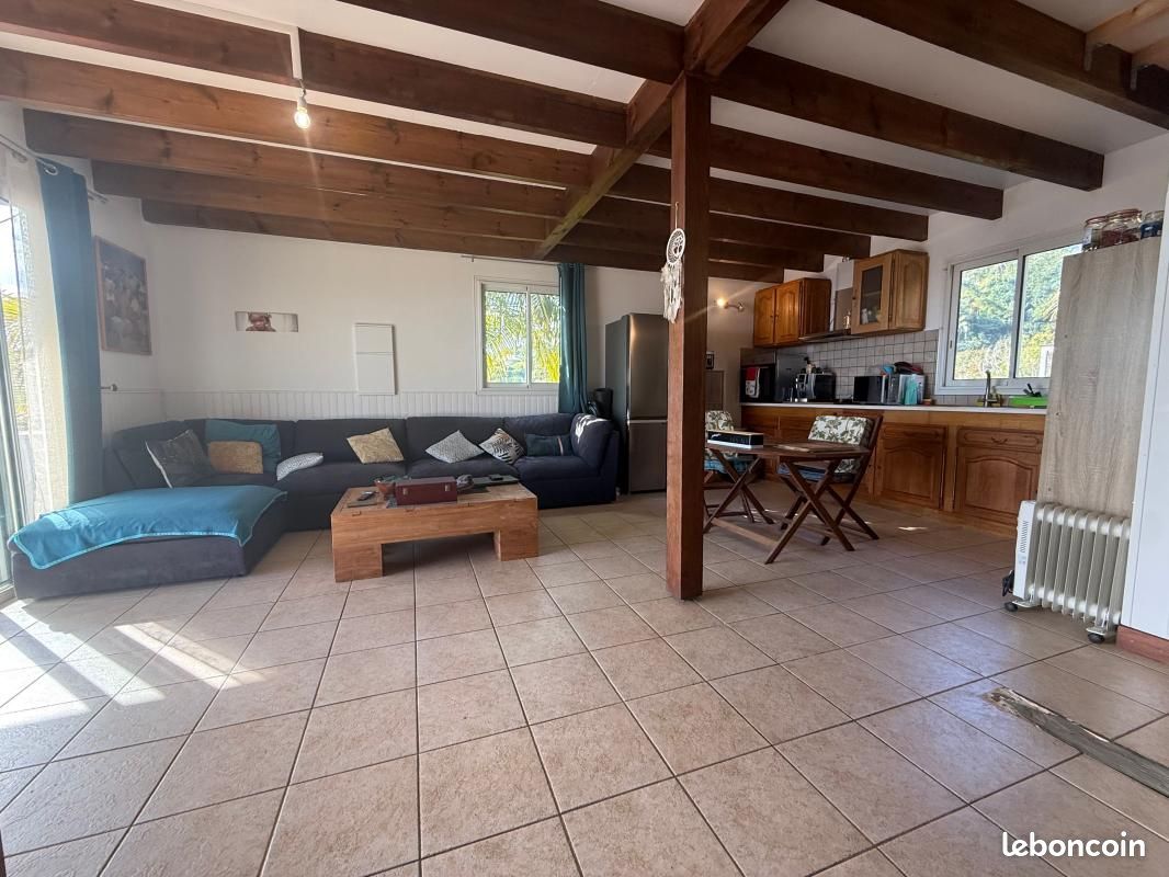 Maison 4 pièces 120 m² · à Petite-Île · 120 m² · 320 000 €
