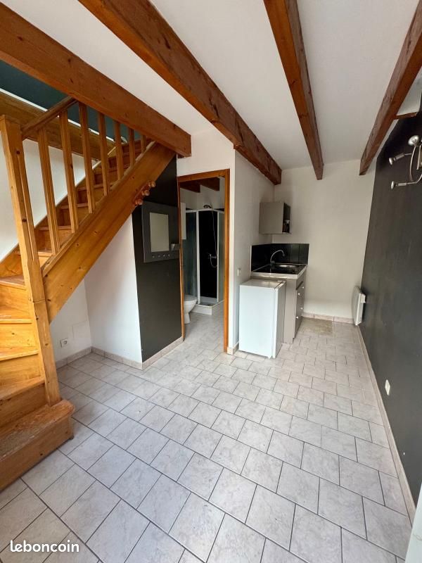 Appartement 1 pièce 16 m² · à Épernay · 16 m² · 365 €