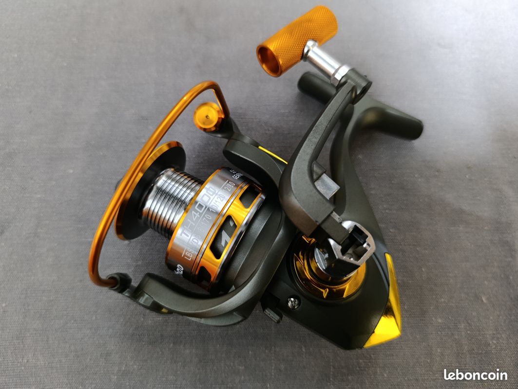 ancien moulinet de pêche • EUR 95,00 - FR