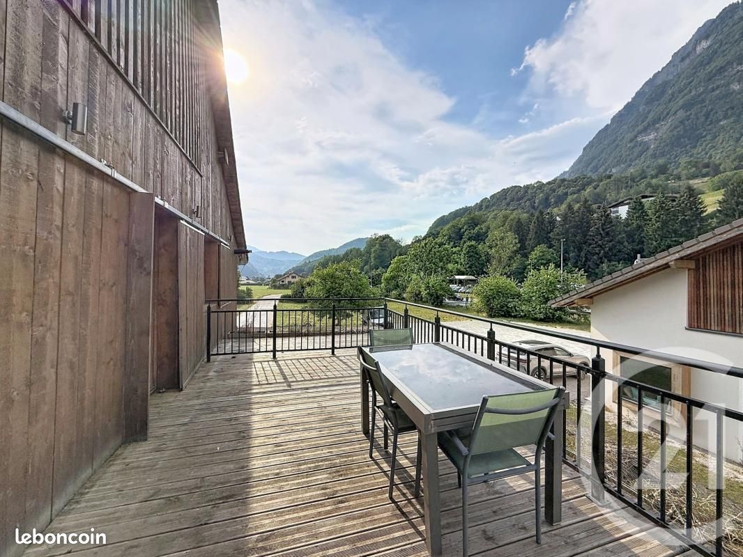 Appartement 6 pièces 150 m² · à Taninges · 150 m² · 449 000 €