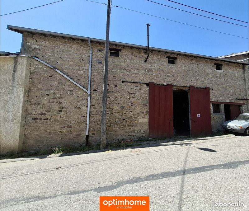Maison 1 pièce 135 m² · à Monthureux-le-Sec · 135 m² · 35 500 €