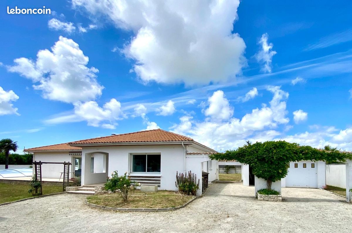 Maison 8 pièces 187 m² · à Bourcefranc-le-Chapus · 187 m² · 429 000 €