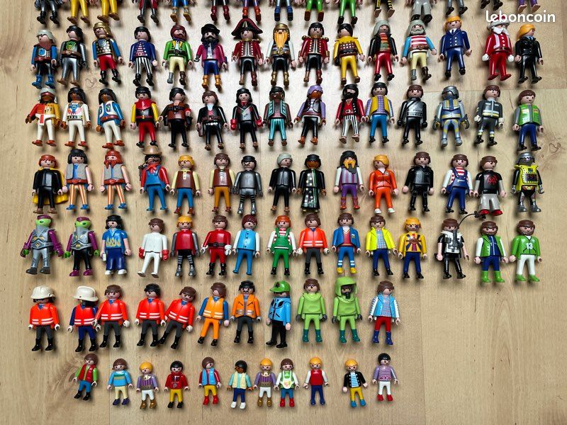 Lot de 125 figurines Playmobil (image 3)
