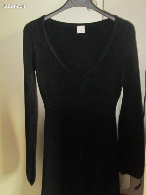 2 robes (image 2)