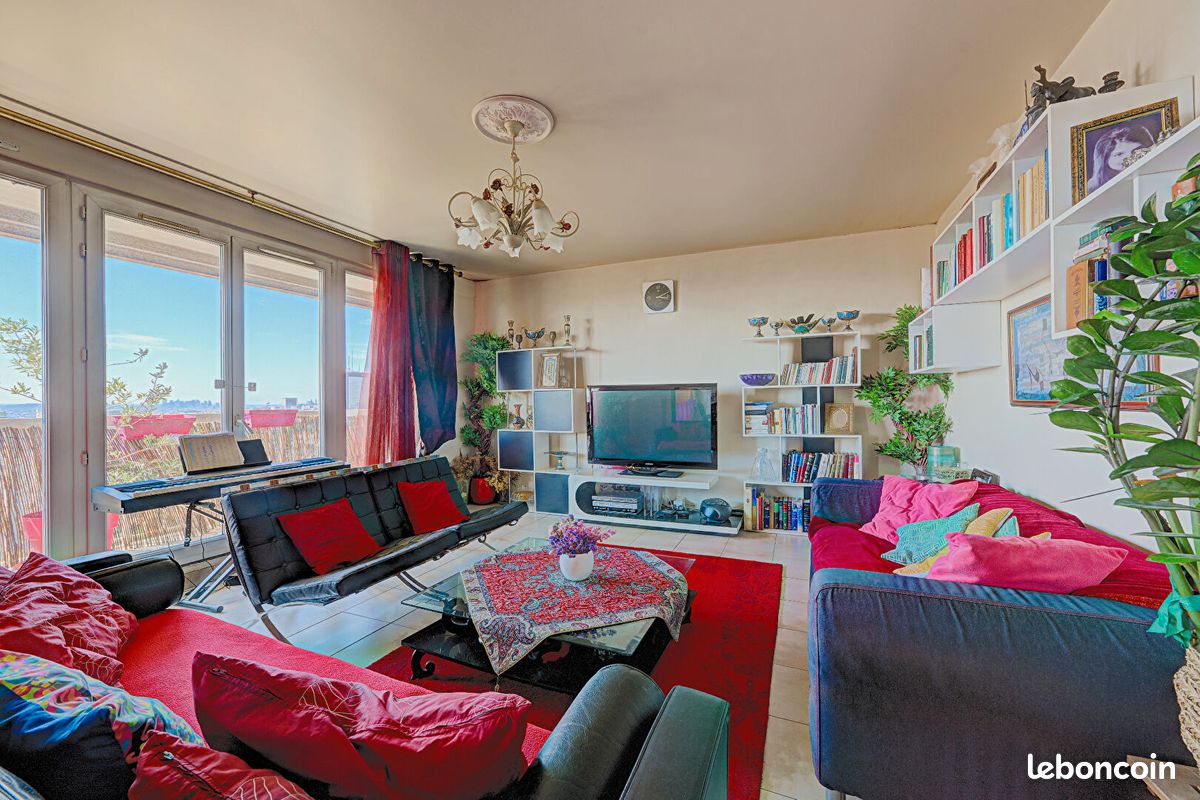 Appartement 5 pièces 100 m² · à Bagnolet · 100 m² · 350 000 €