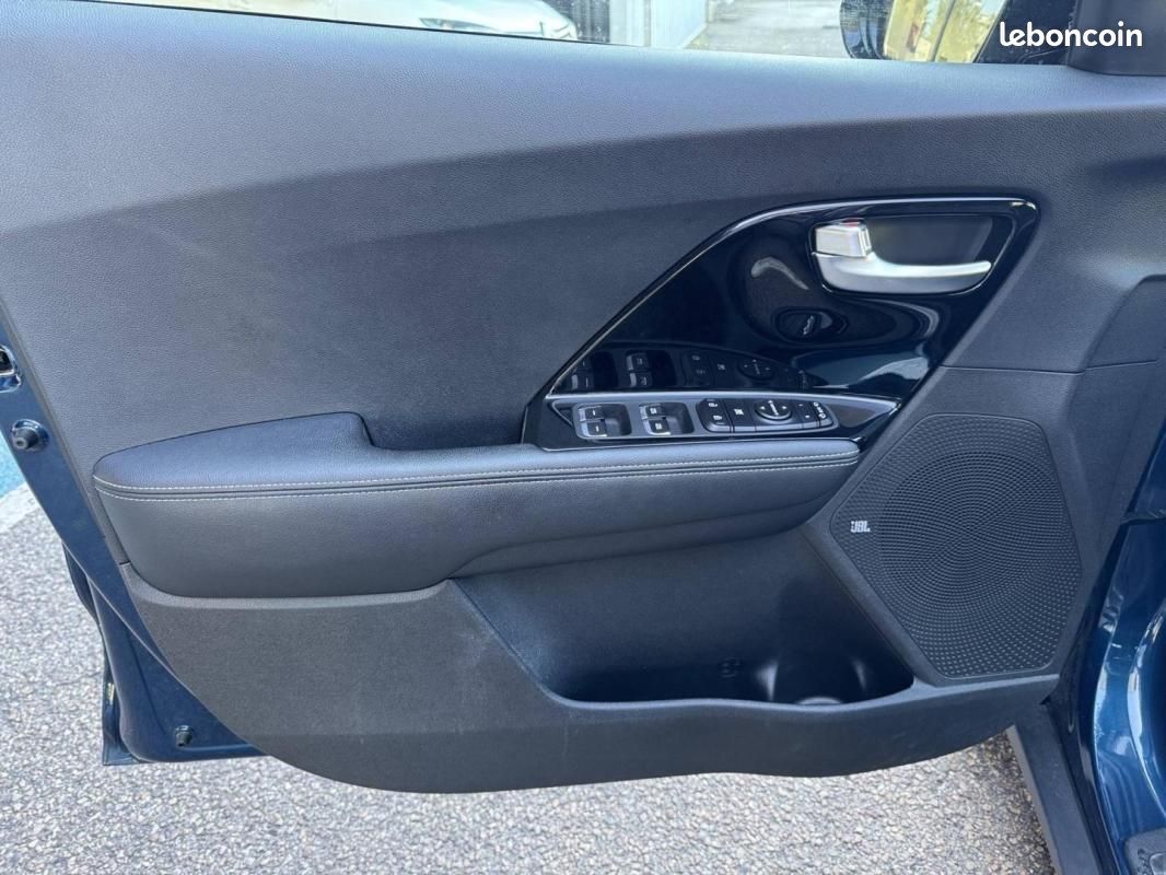 Kia Niro 1.6 GDi 105ch ISG + électrique 43.5ch Premium DCT6 (image 13)