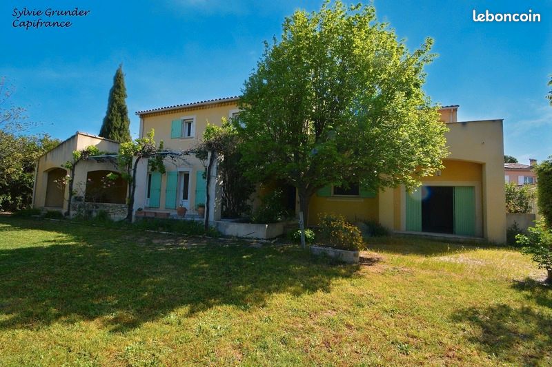 Maison 6 pièces 182 m² · à Salon-de-Provence · 182 m² · 599 000 €