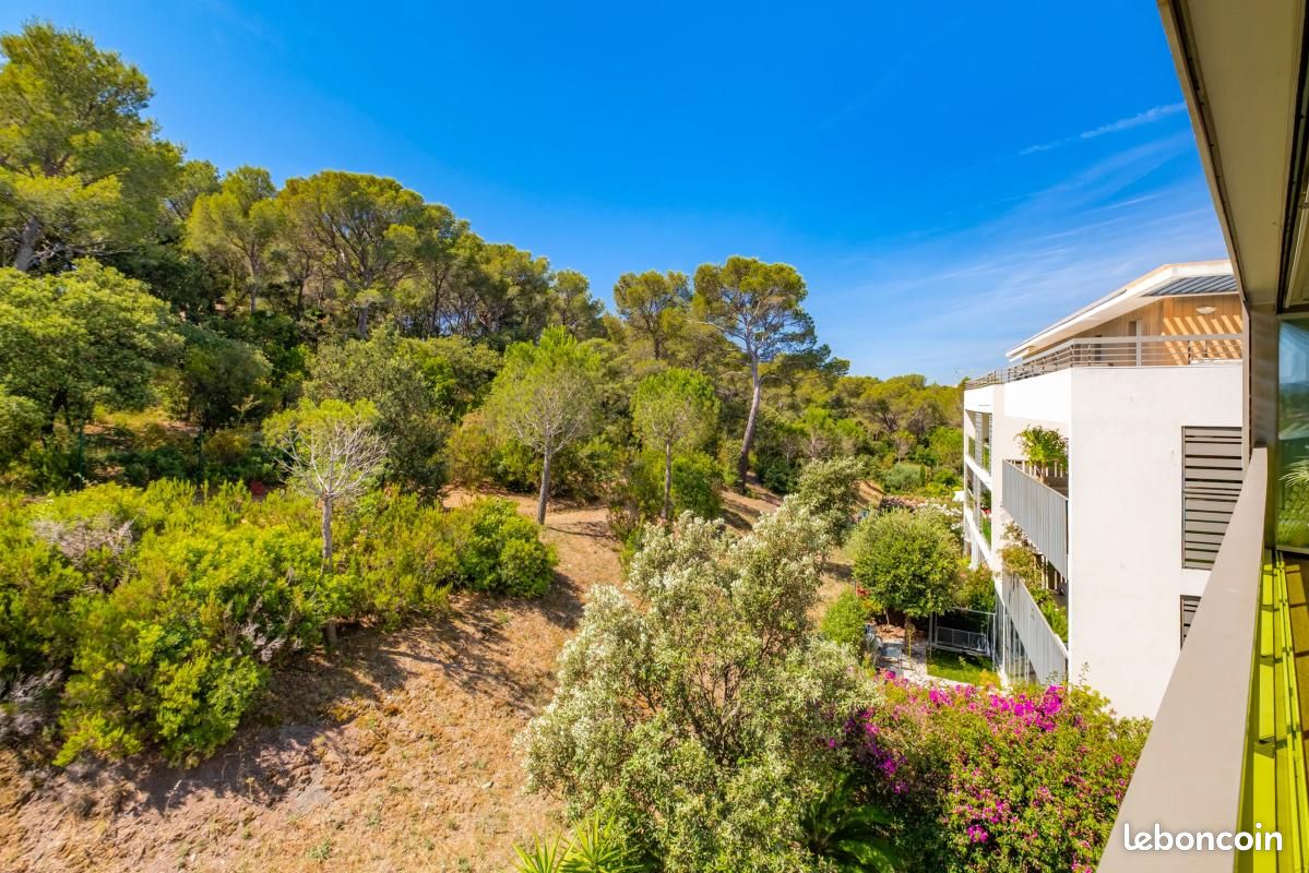 Appartement 4 pièces 100 m² · à Saint-Raphaël · 100 m² · 404 000 €