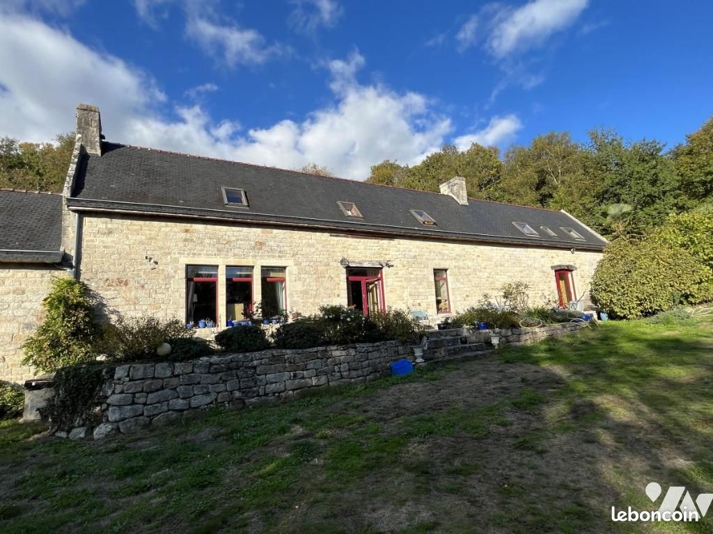 Maison 400 m² · à Saint-Évarzec · 400 m² · 1 413 258 €