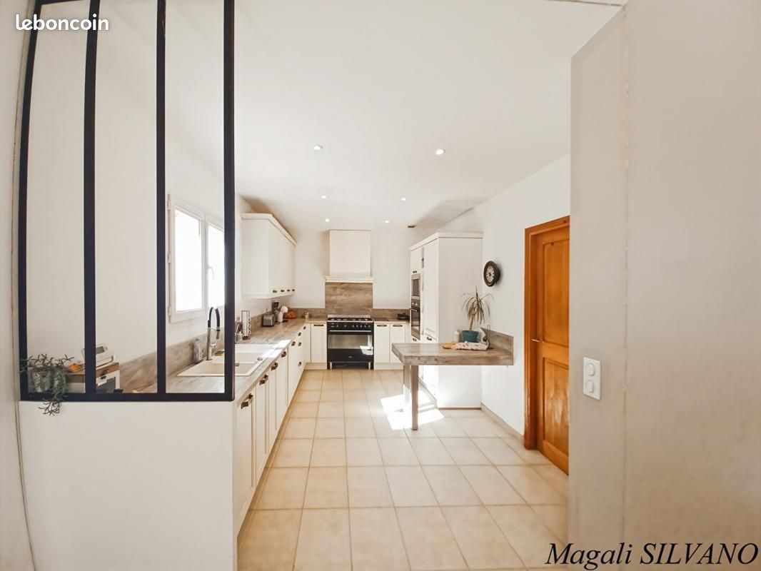 Maison 5 pièces 150 m² · à Spéracèdes · 150 m² · 715 000 €