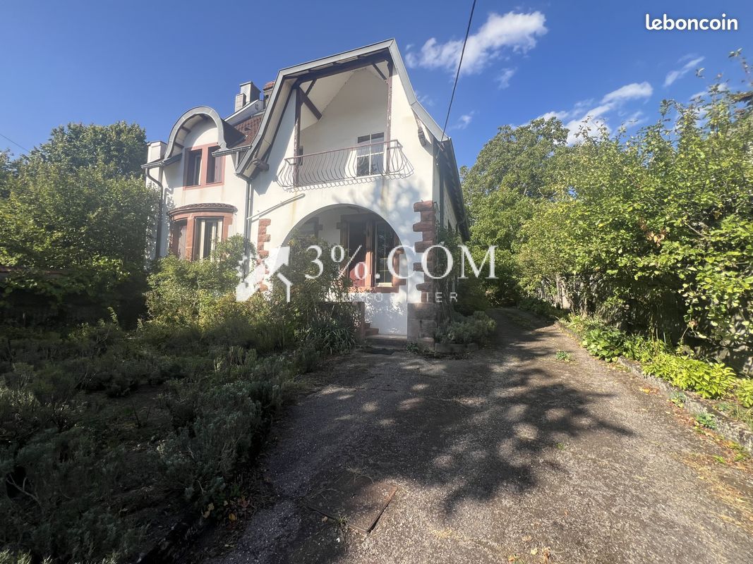 Maison 8 pièces 138 m² · à Damelevières · 138 m² · 339 600 €