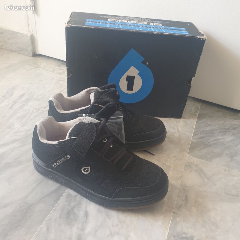 Chaussures velo sixsixone 41 Chaussures