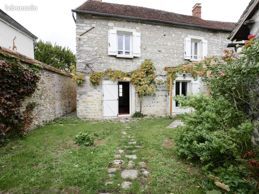 Maison 3 pièces 66 m² · à Larchant · 66 m² · 1 135 €/mois