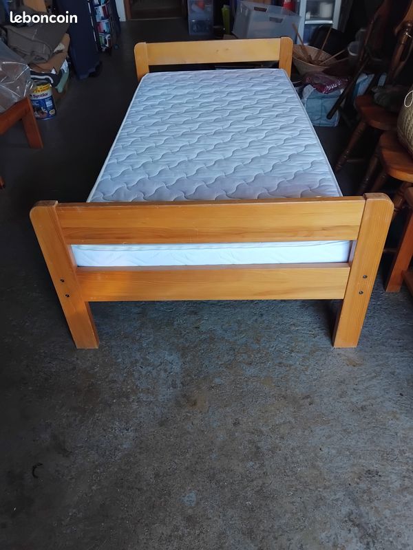 Lits bois avec matelas mousse (image 2)