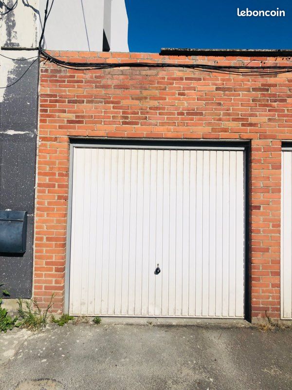 Parcelle environ 150 m2 constructible · à Wattrelos · 60 000 €