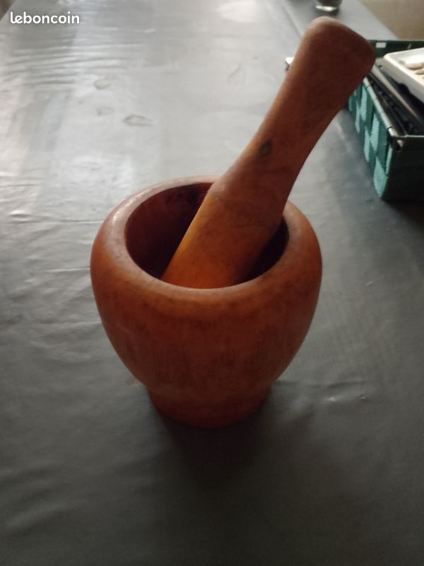 Pilon en olivier bois (image 2)
