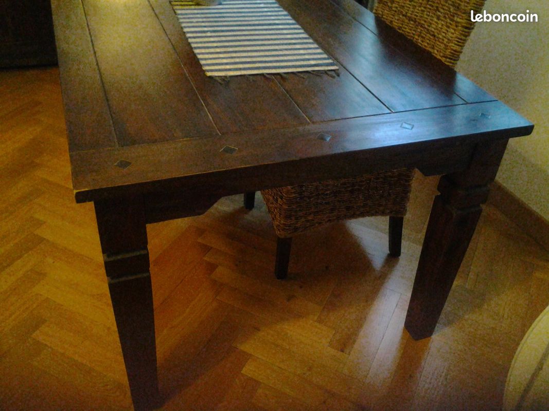 Ensemble meubles: 2 tables + 6 chaises + buffet - bon état (image 2)