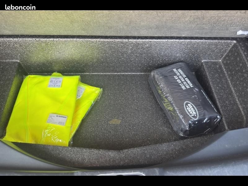 Land-rover Range Evoque Cab 2.0 TD4 150 HSE Dynamic BVA Mark IV (image 15)