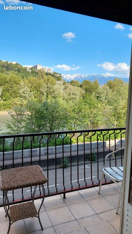 Appartement 2 pièces 45 m² · à Grenoble · 45 m² · 775 €