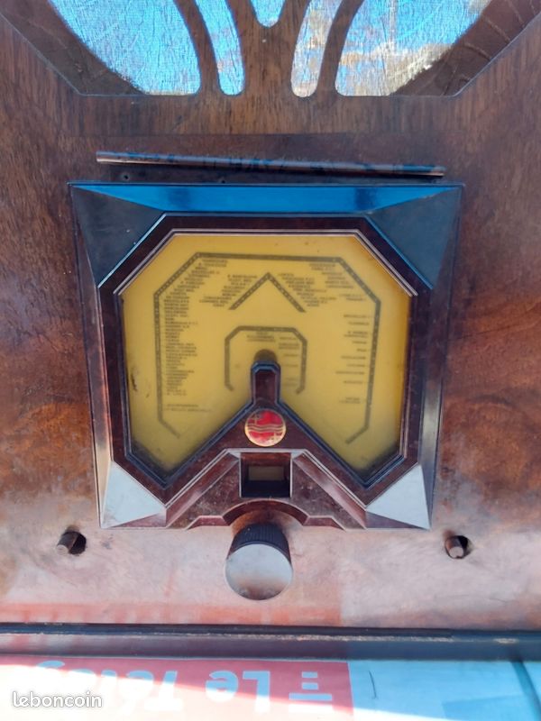 ELEKTRONKOVÉ RÁDIO PHILIPS 521A Z ROKU 1934/35, funkční