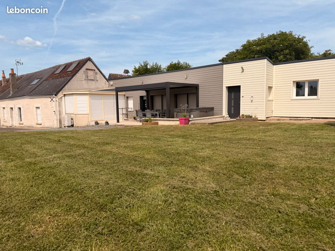Maison 7 pièces 167 m² · à Azay-sur-Cher · 167 m² · 399 000 €