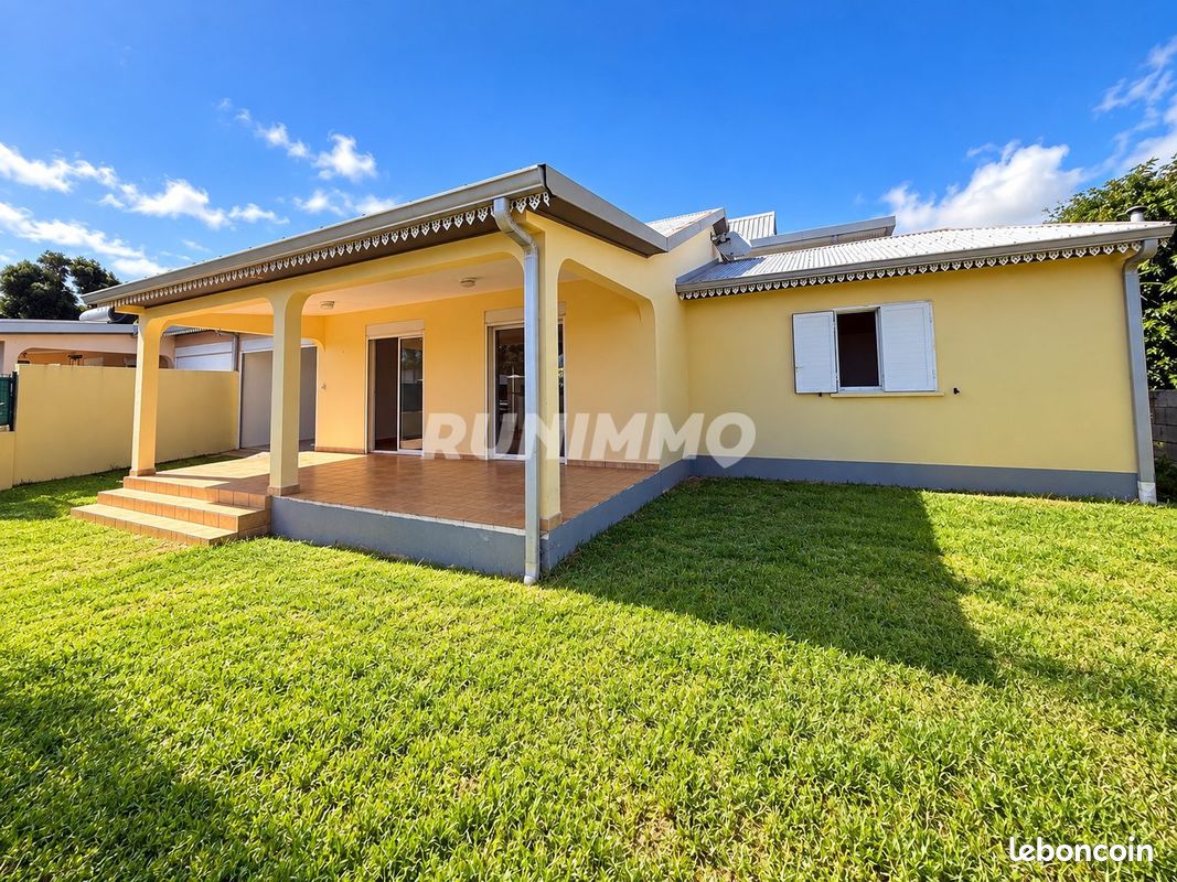 Maison 4 pièces 96 m² · à Saint-Benoît · 96 m² · 989 €/mois