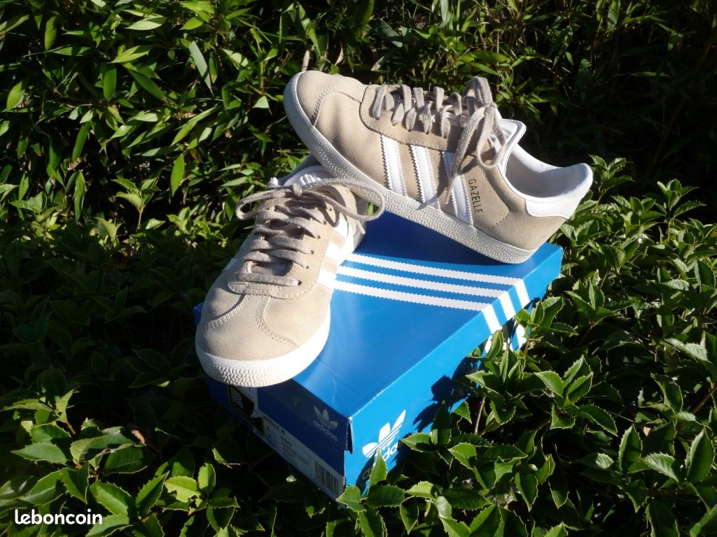 Pointure 36 2/3 - Baskets ADIDAS GAZELLE W, modle EF 6507- (achetes 100  euros) - Trs bon tat gnral - Chaussures