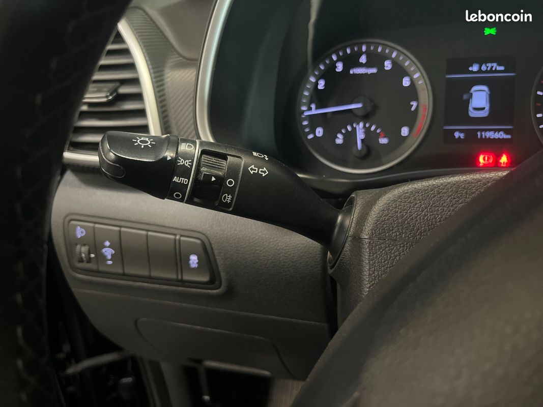 HYUNDAI TUCSON 1.6 GDi 132 Creative (image 23)