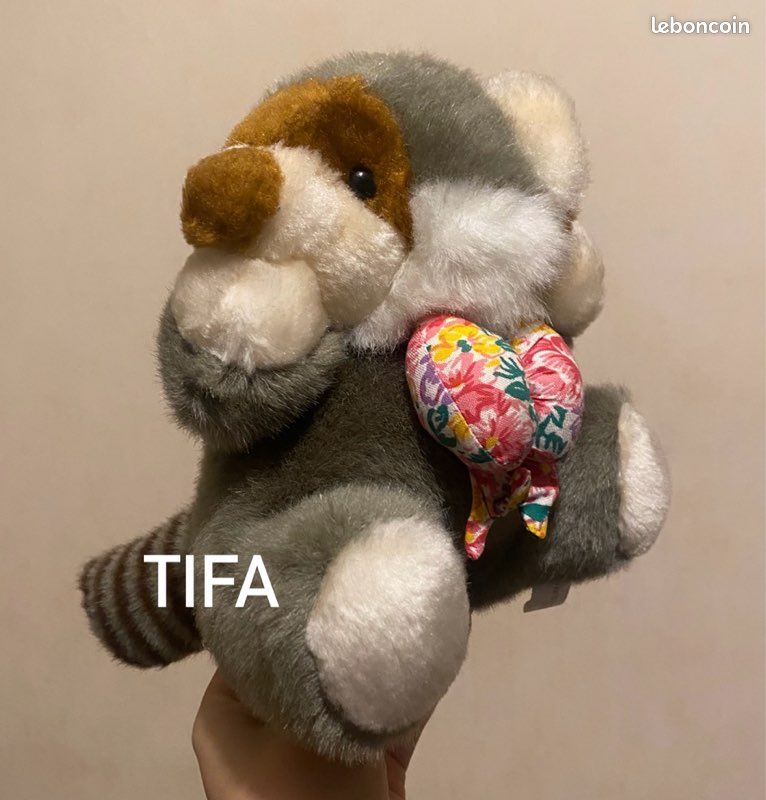 Peluche raton laveur vintage avec noeud papillon – Années 80 / 90 (image 1)