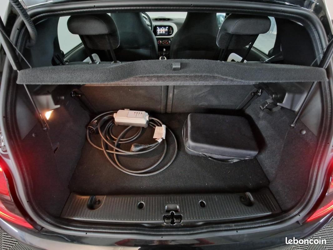 Renault Twingo E-TECH ELECTRIQUE III Equilibre (image 4)