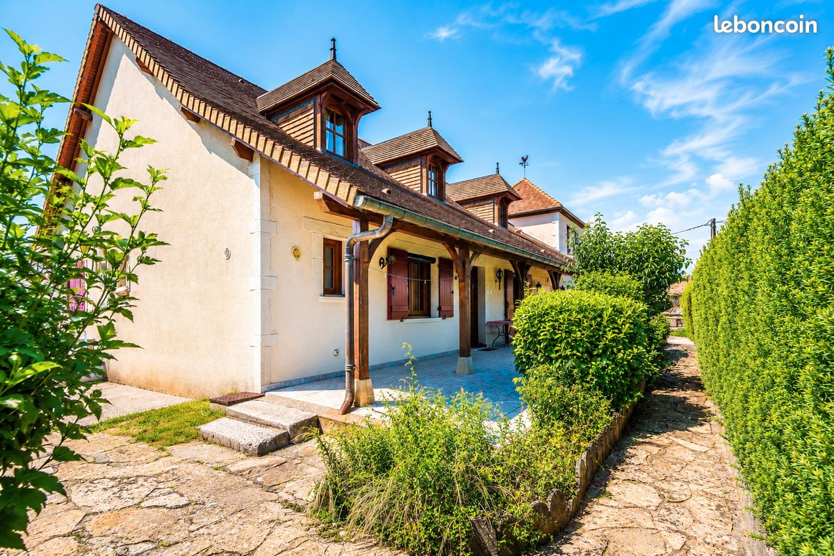 Maison 6 pièces 173 m² · à Beaune · 173 m² · 379 000 €