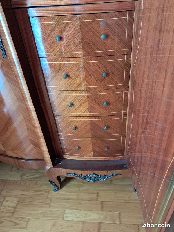 Armoire en bois de rose (image 2)