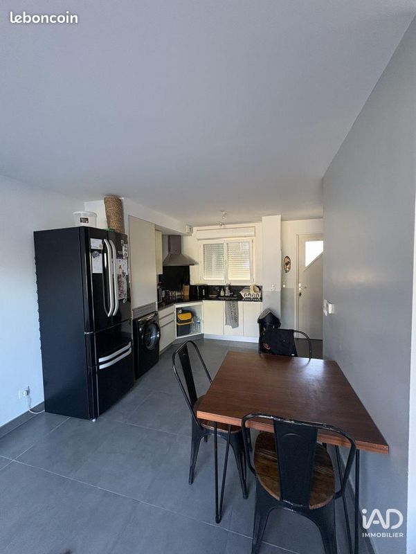 Appartement 3 pièces 61 m² · à Ussy-sur-Marne · 61 m² · 900 €