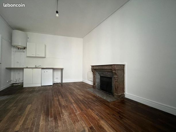 Studio 1 pièce 23 m² — 2