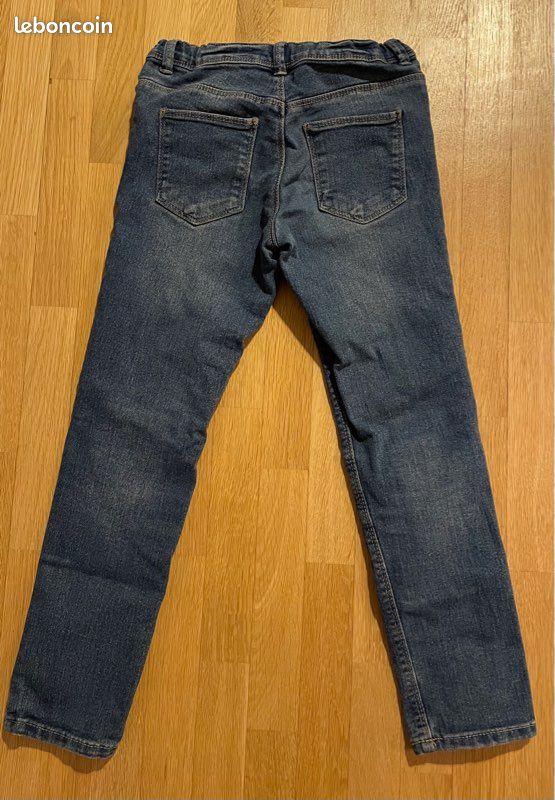 Jeans fille 8 ans (image 3)