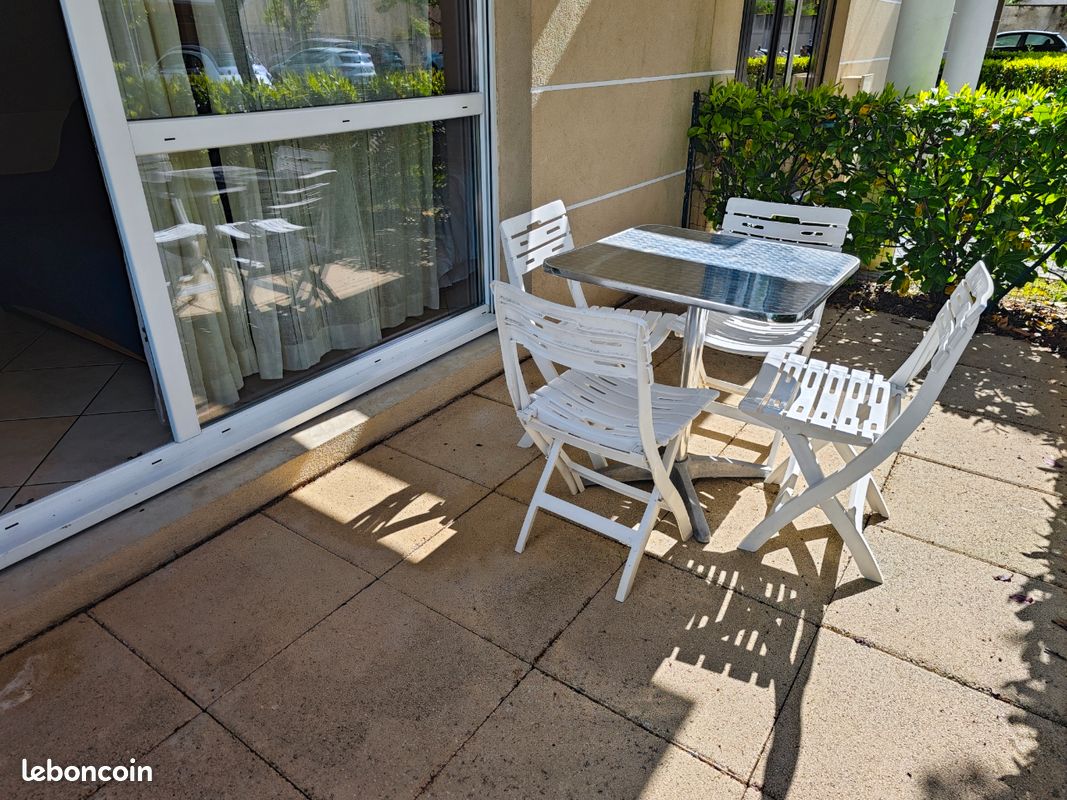 Appartement 1 pièce 31 m² · à Genlis · 31 m² · 550 €
