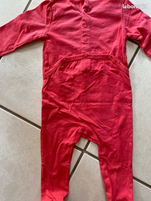 Pyjama Kiabi 12 mois fuschia très bon état (image 5)